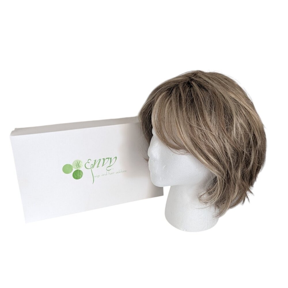 Envy by Alan Eaton Gia Wig DARK BLONDE Textured Bob 100% Kanekalon Fiber w Box